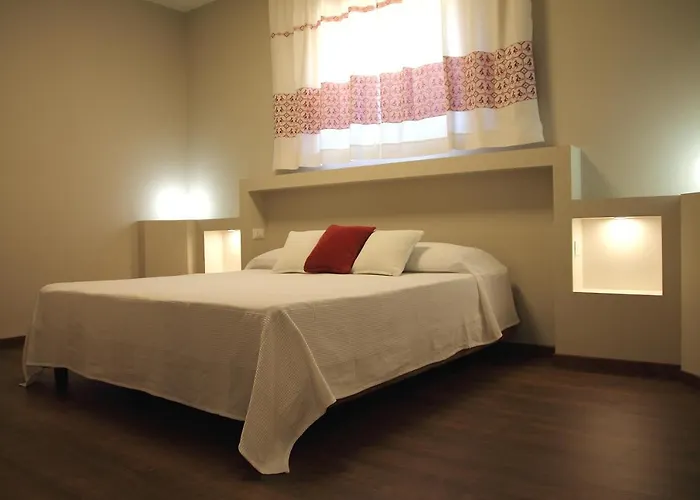 Casa Olla 住宿加早餐酒店 萨尔达拉